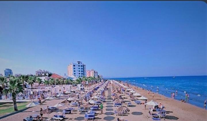 Luxury Beachfront * Larnaca