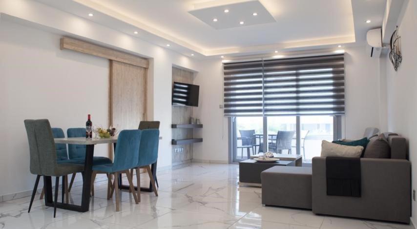 Apartment Luxury Beachfront