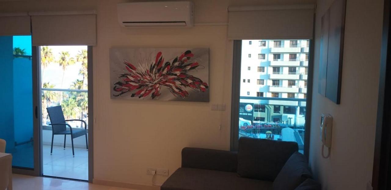 Apartment Horizon Luxury At Finikoudes Beach 303 Larnaca