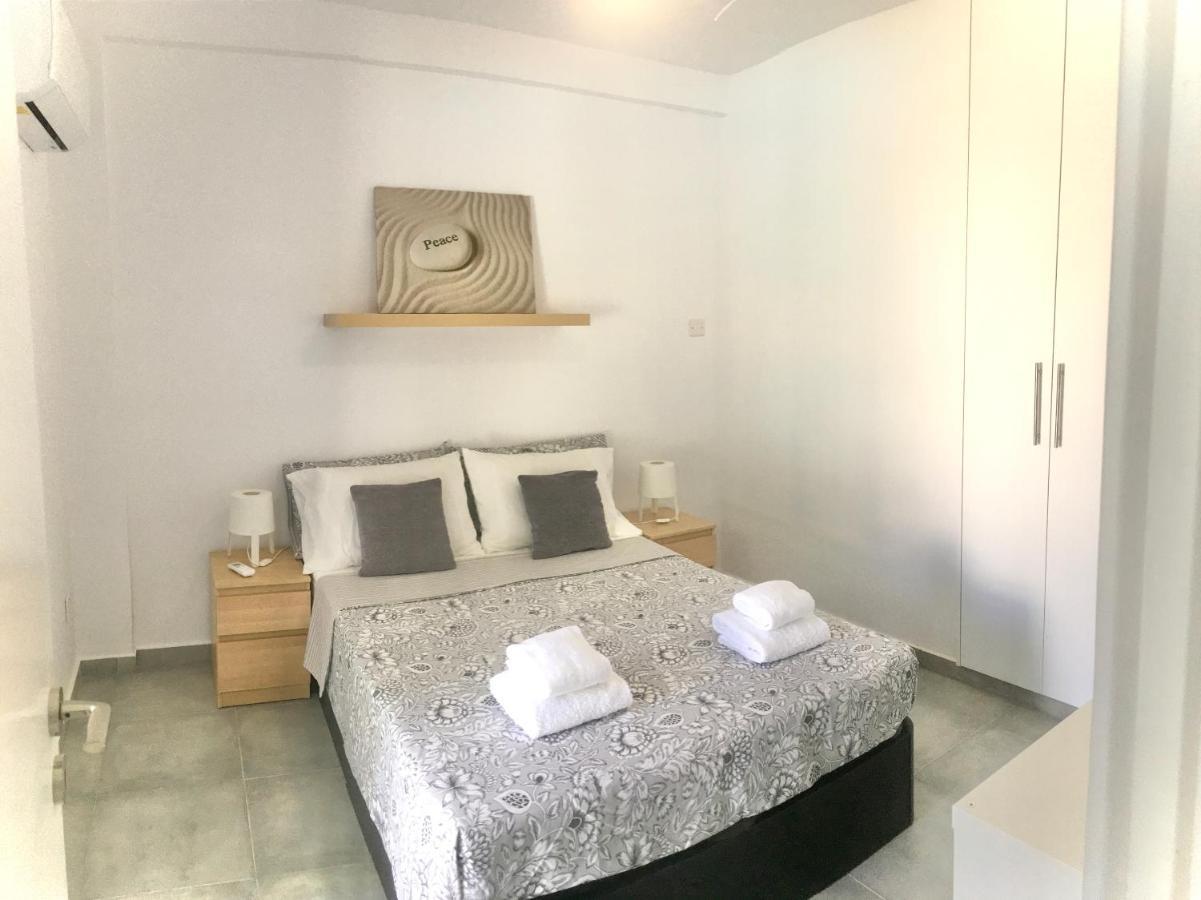 Apartment Sea Green Gardens Beach