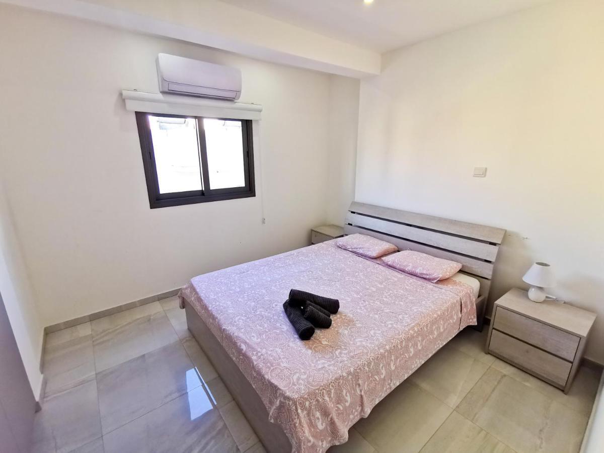 Vasilo Court Seaview * Larnaca