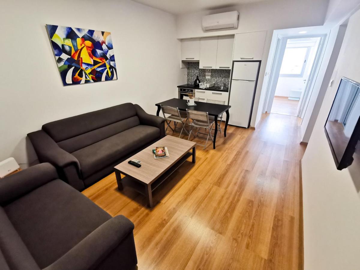 Apartment Daze Off Apartment, 300m To The Finikoudes