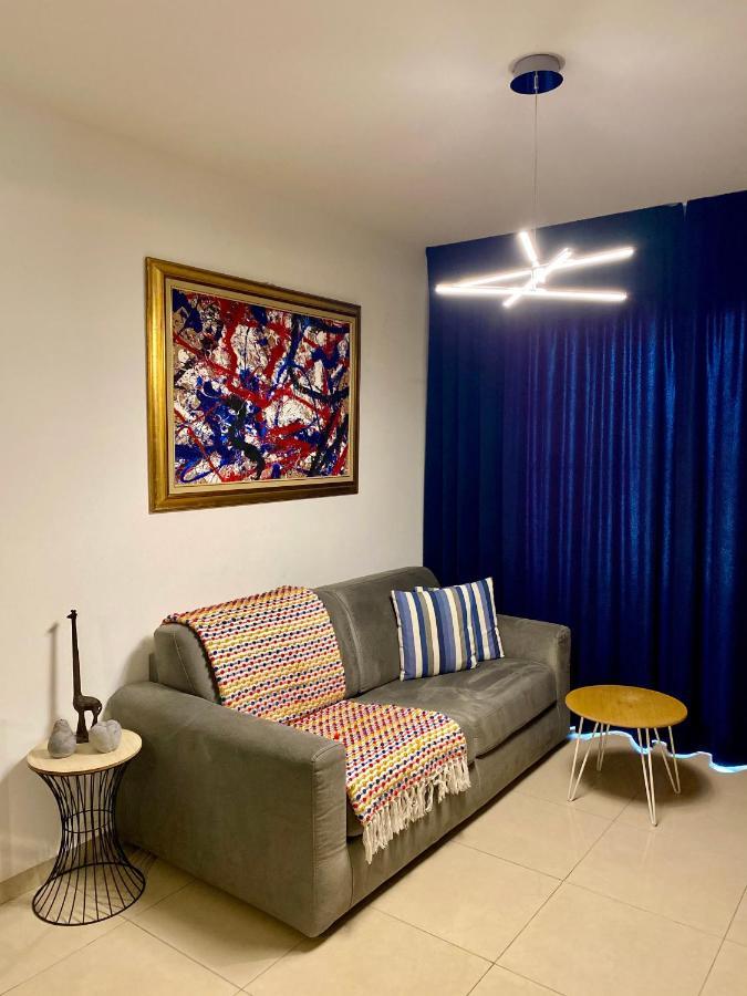 Fat Cow 101 Apartment