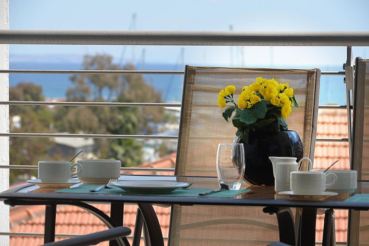 Nicolaides Sea View Apartment *