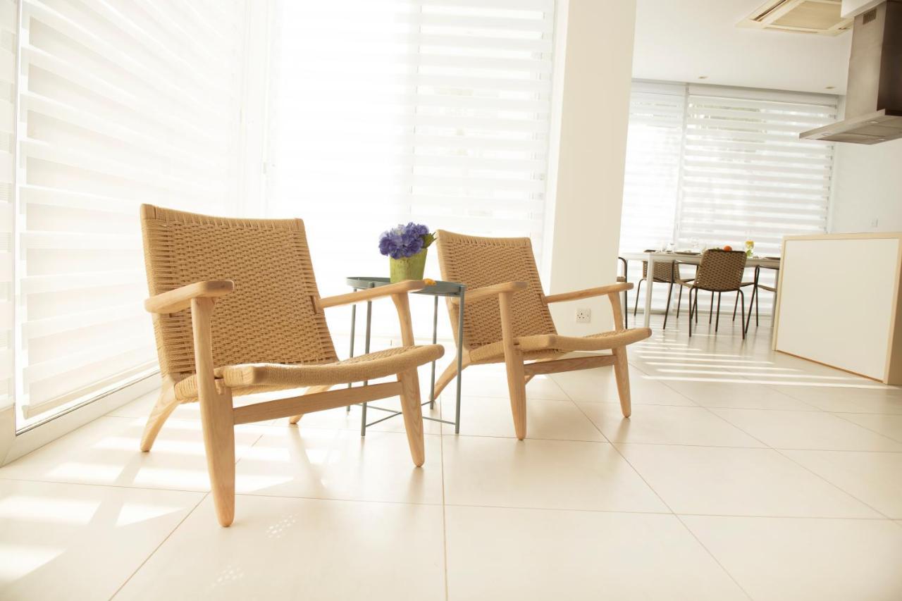 Villa Touch Blue Residences *