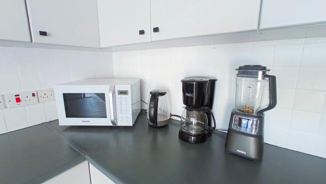 Luxury Private -sea View, Gym- 5 Min From Beach! - Private In Shared Homestay