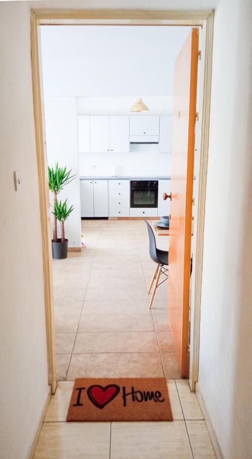 Luxury Private -sea View, Netflix, Gym- 5 Min From Beach! - Private In Shared Homestay *