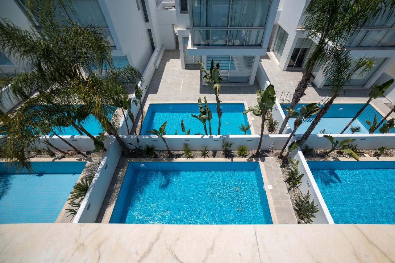 Villa Touch Blue Residences *
