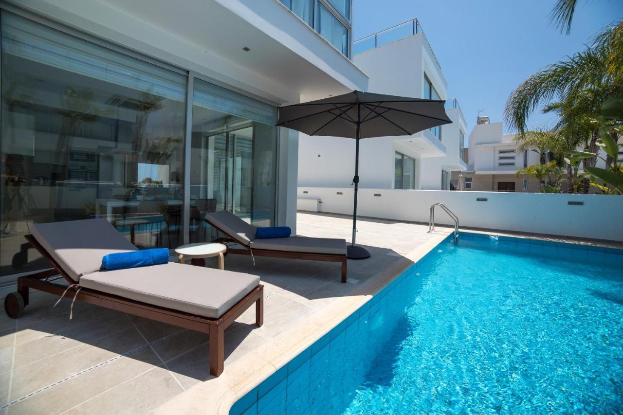 Villa Touch Blue Residences
