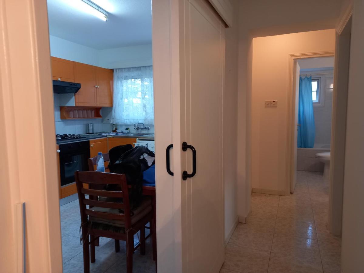 Apartment 2 Bedroom Near Finikoudes *