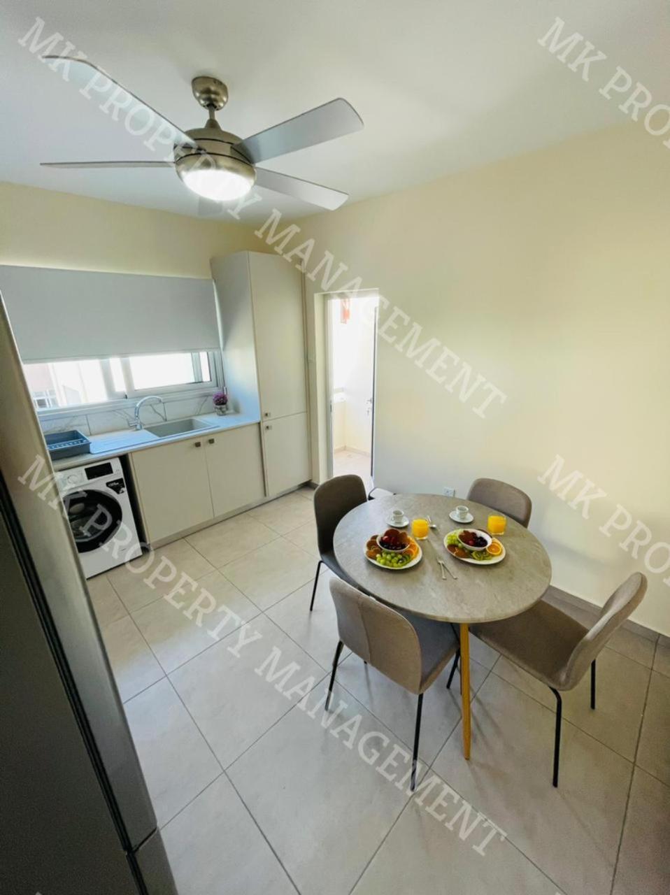 Milos Center Apts No.34 *