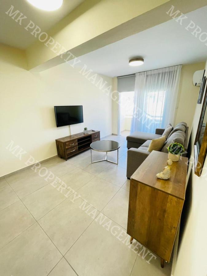 Milos Center Apts No.34 * Larnaca