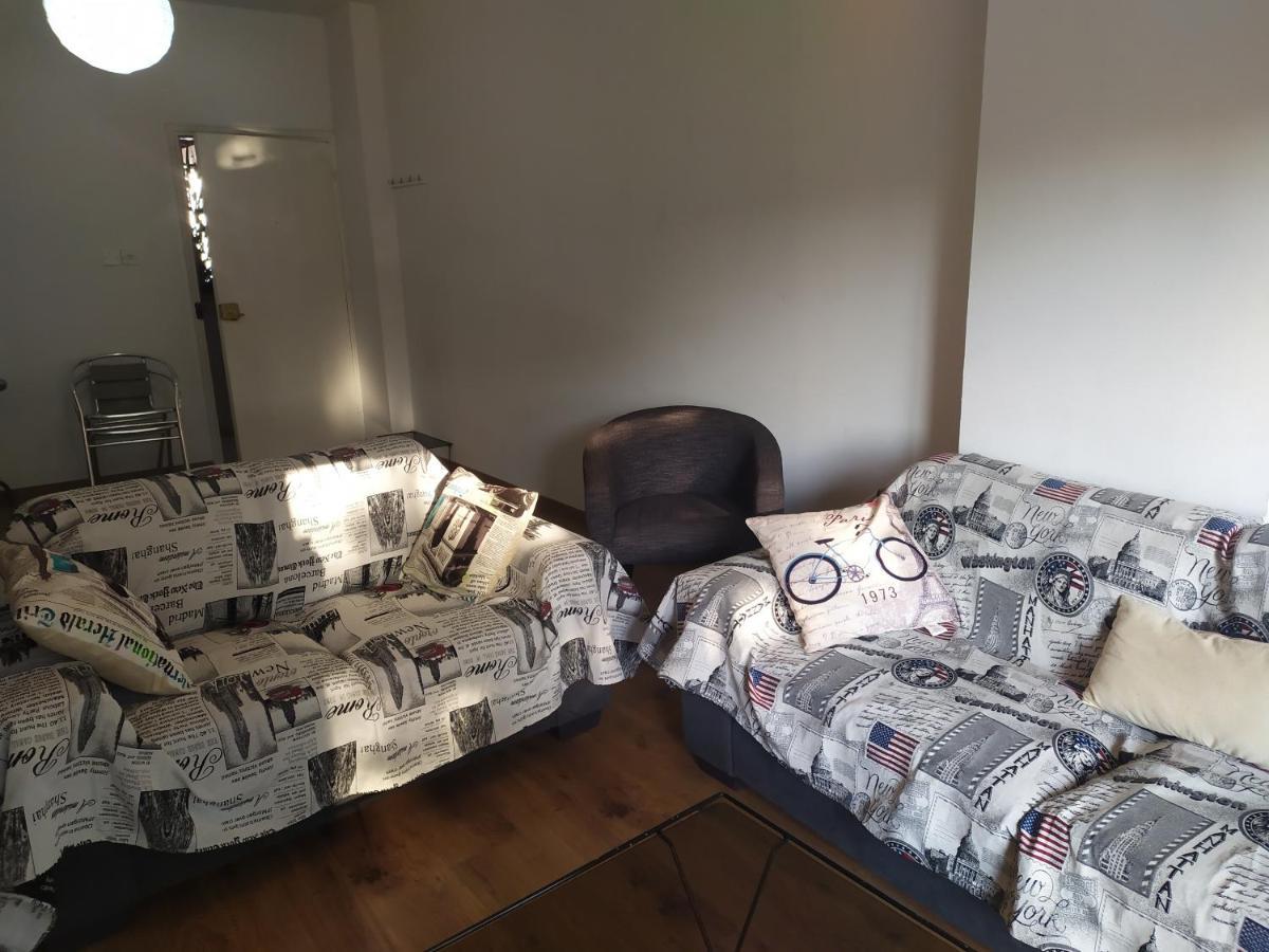 Apartment Cozy 2 Bedroom *