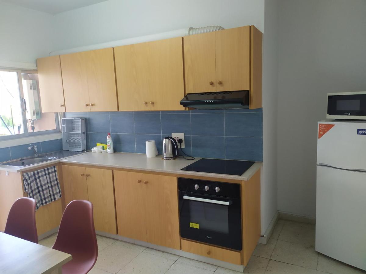 Cozy 2 Bedroom * Larnaca