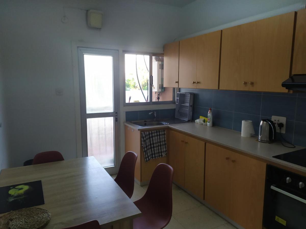 Cozy 2 Bedroom * Larnaca