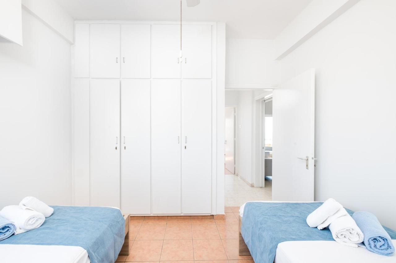 Apollon Sea View Beachfront Ap 302 Apartment Larnaca
