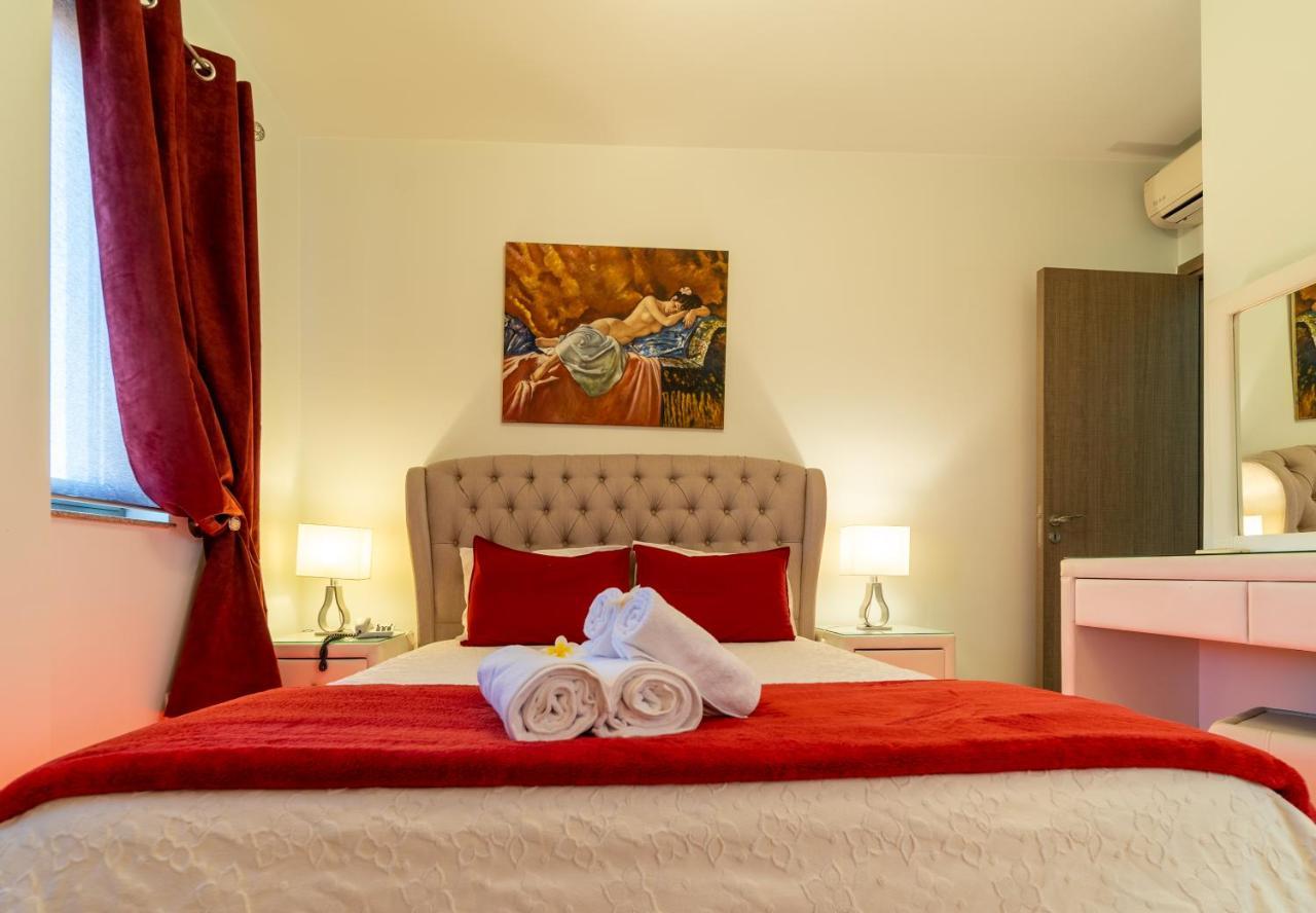 Apartment Mesogios House Larnaca