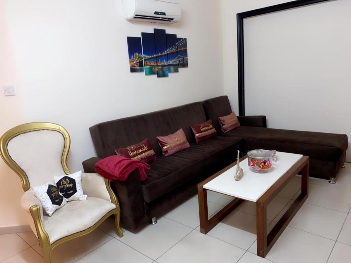 Larnaca Beach Apartment Apartment *