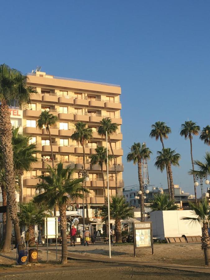 Apartment Ithaki Phinikoudes No. 207