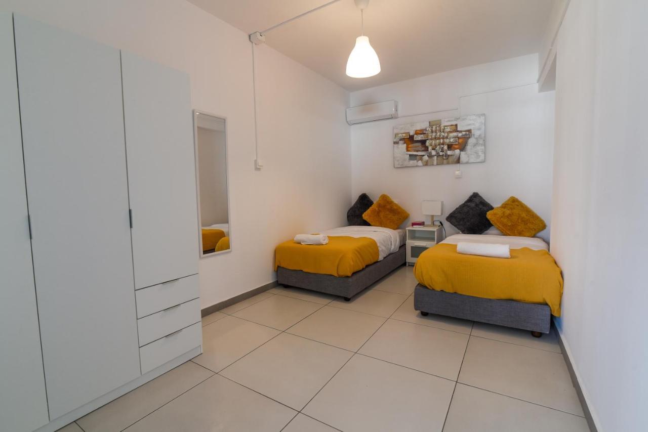 Jana's 2-br In