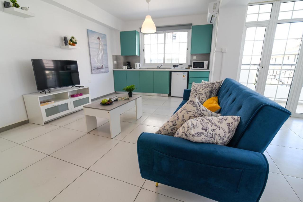 Apartment Jana's 2-br In Larnaca