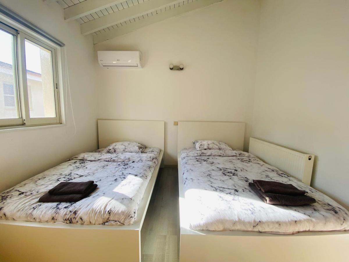 Gaia - 4 Bedroom House In * Larnaka