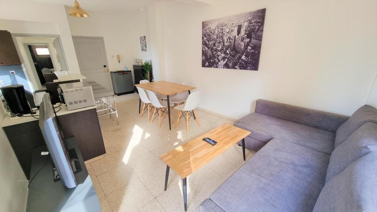 Apartment Cozy Apt / 100 Mbit+ Netflix / Near Airport