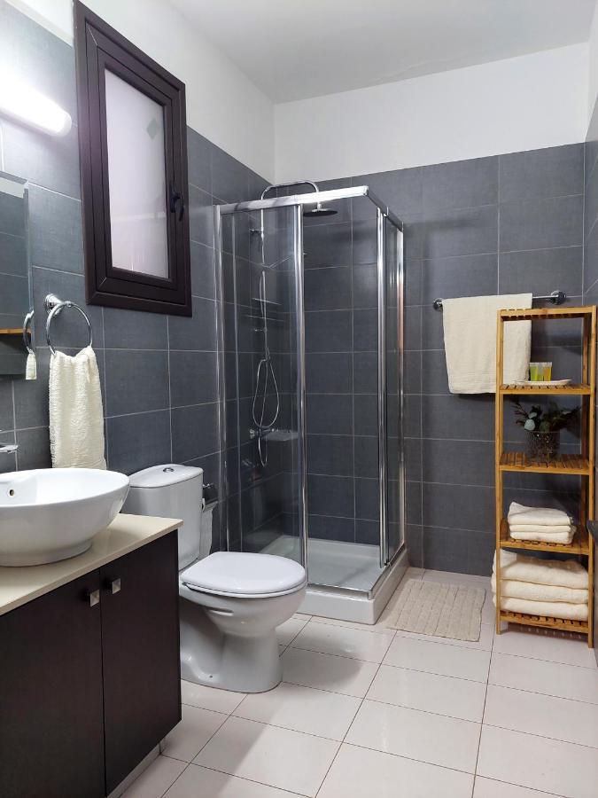 Apartment Artista Roustik Larnaca