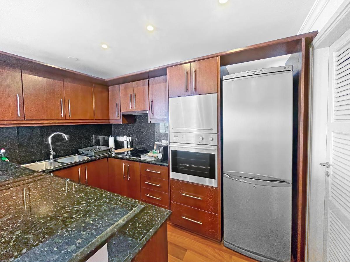 180° Seaview Apt. Right On Famous Promenade