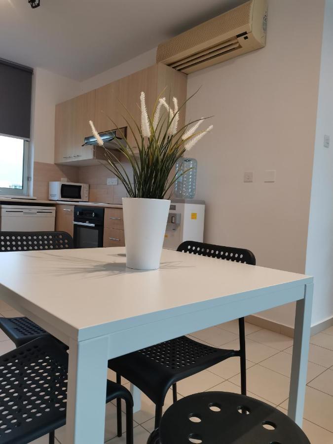 Flats 308 Apartment