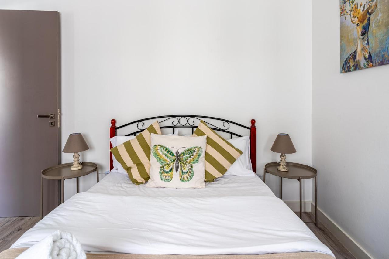 Eleni's 1-br In Center Larnaca