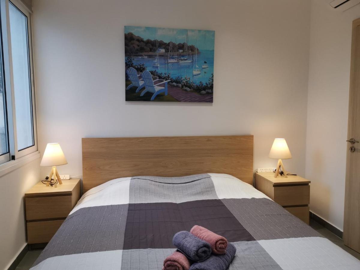 Nat's Finikoudes Beach 3 Bedroom Larnaca