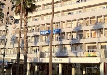 Sun Hall Apartment Larnaca