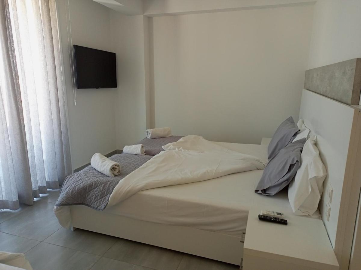 White 11 Aparthotel 3*