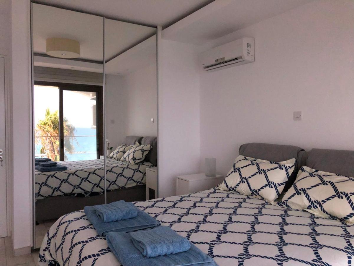 Blue Escape Apartment *