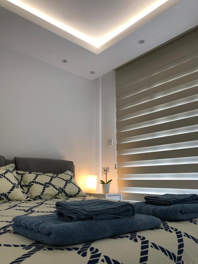Apartment Blue Escape