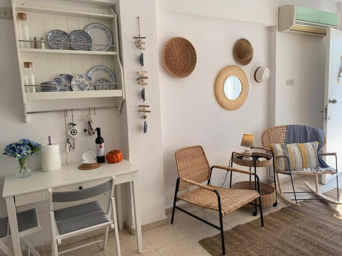 Romy's Cozy One Bedroom Apt * Larnaca