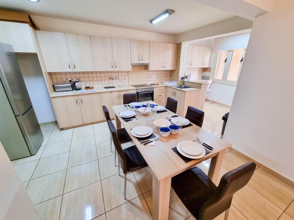 Sunbay Homestay Larnaca