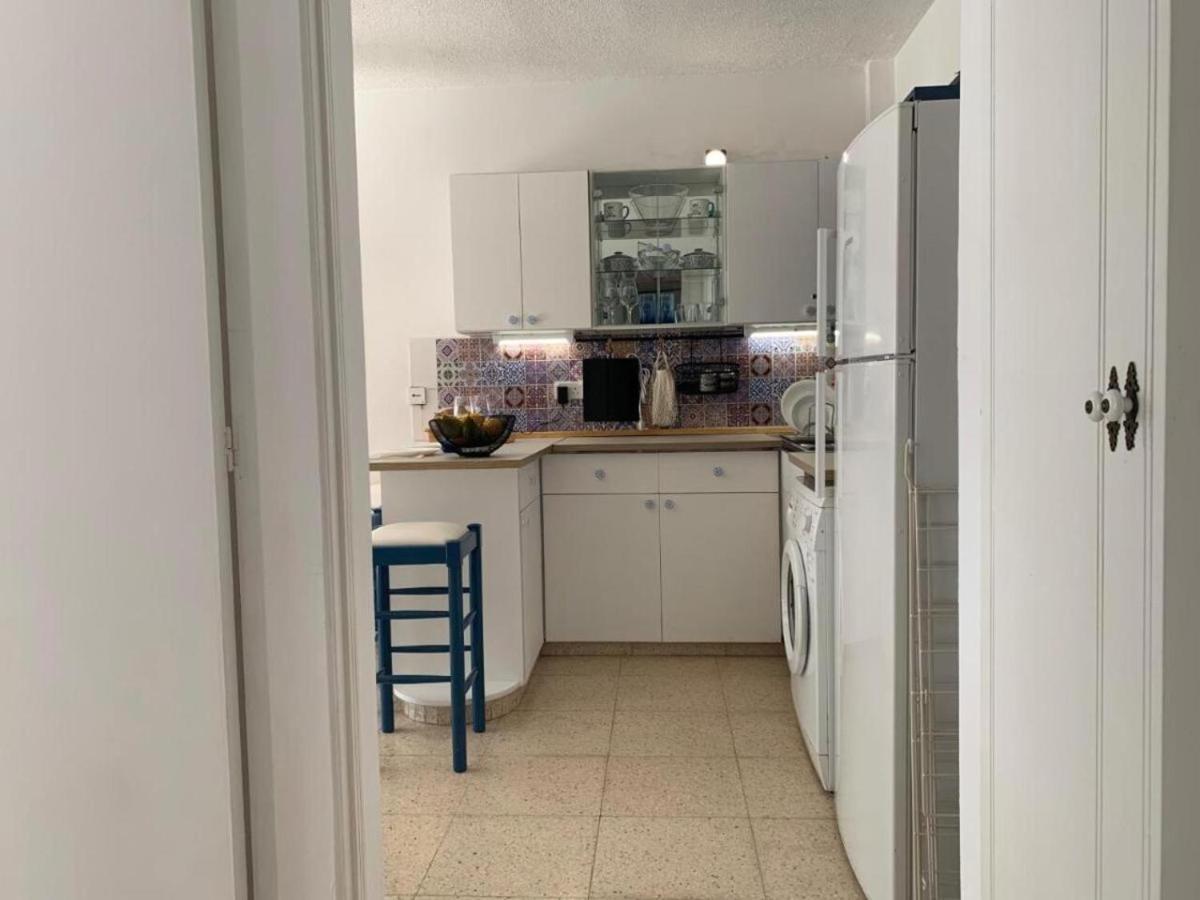 Romy's Cozy One Bedroom Apt * Larnaca