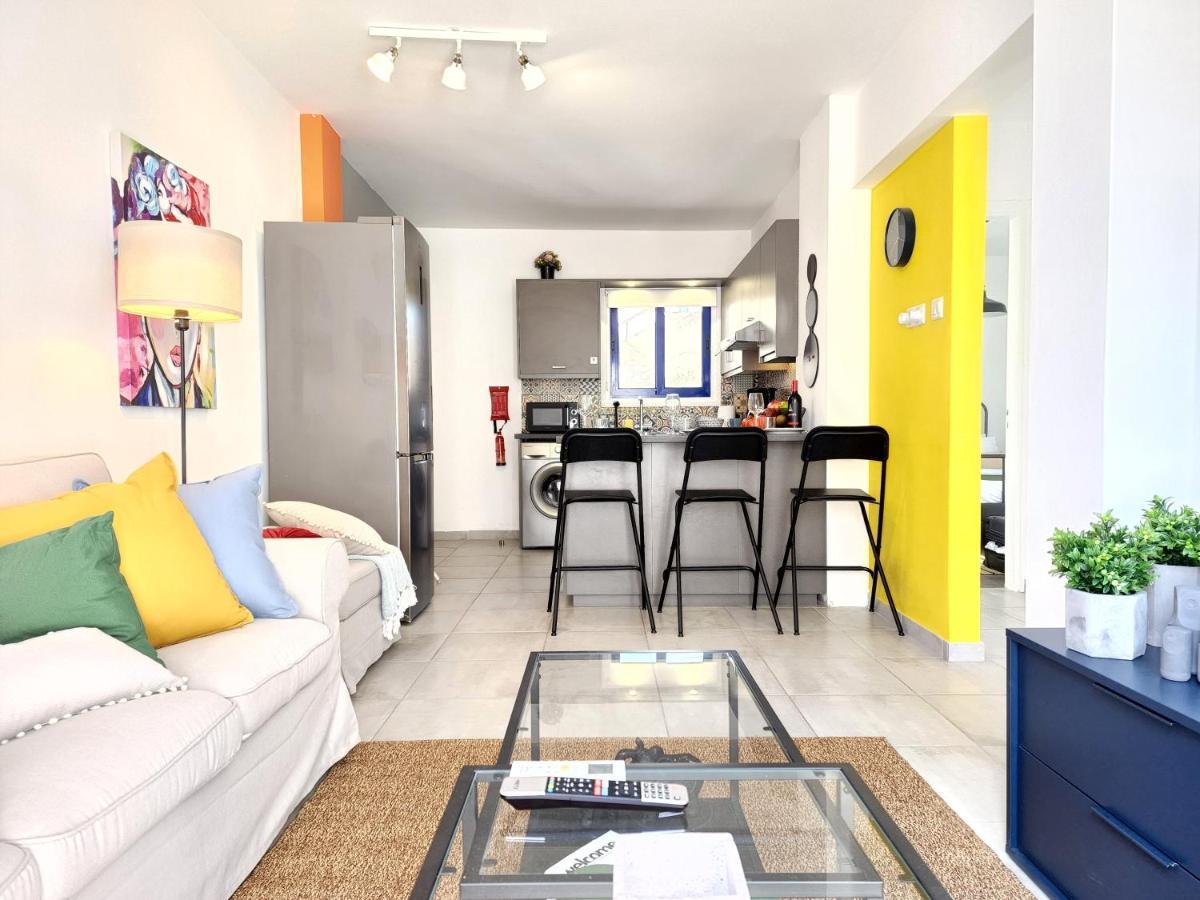 Frida's Cozy Two Bedroom