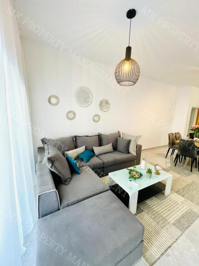 Coastal Getaway Apartment *