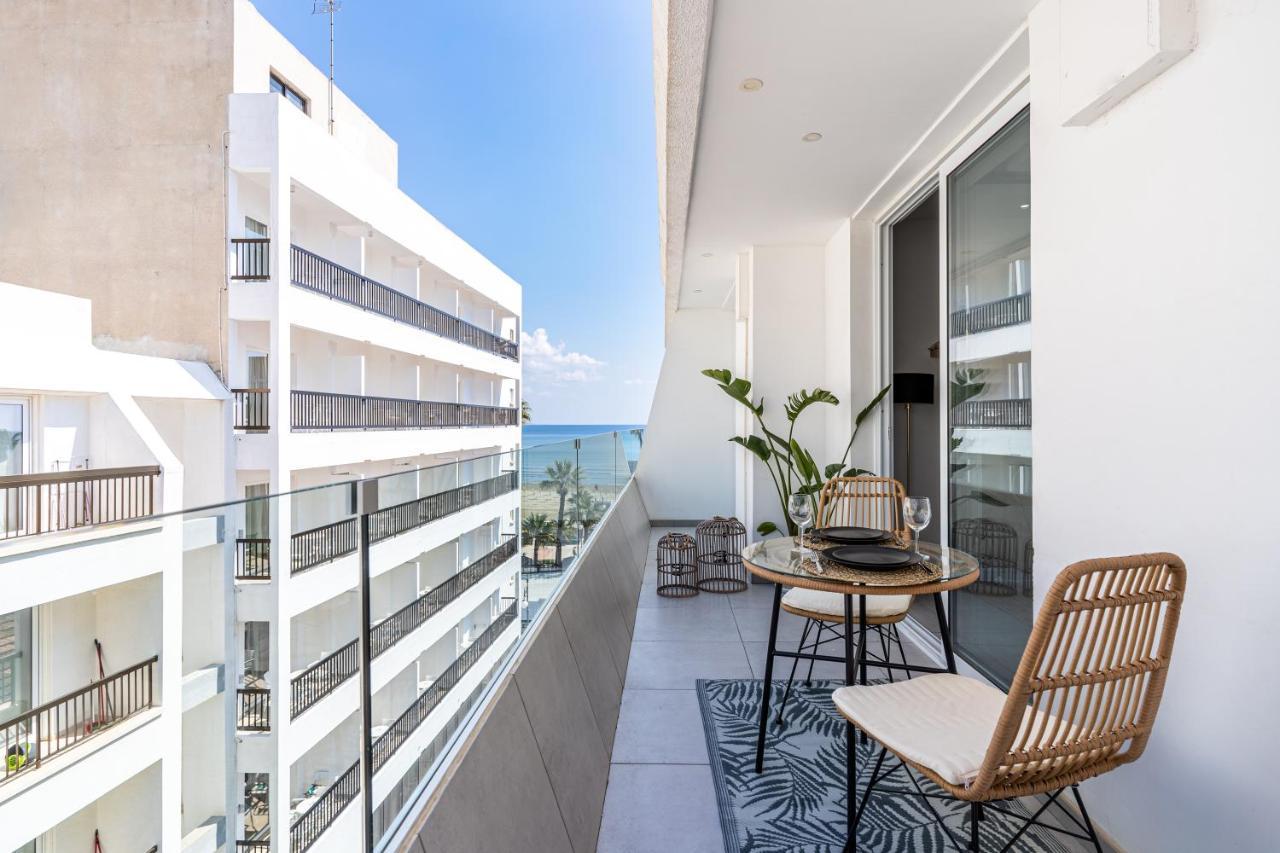 Daze 1-br By Finikoudes Apartment Larnaka
