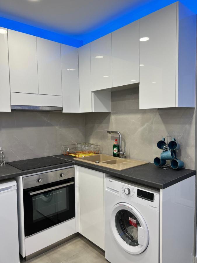 Luxurious Maisonette Near The Holiday home