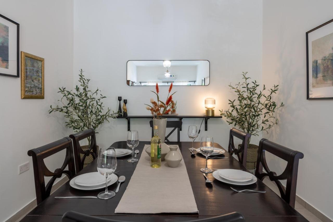 Apartment Arty Haven - Spacious 3-br House In Larnaca