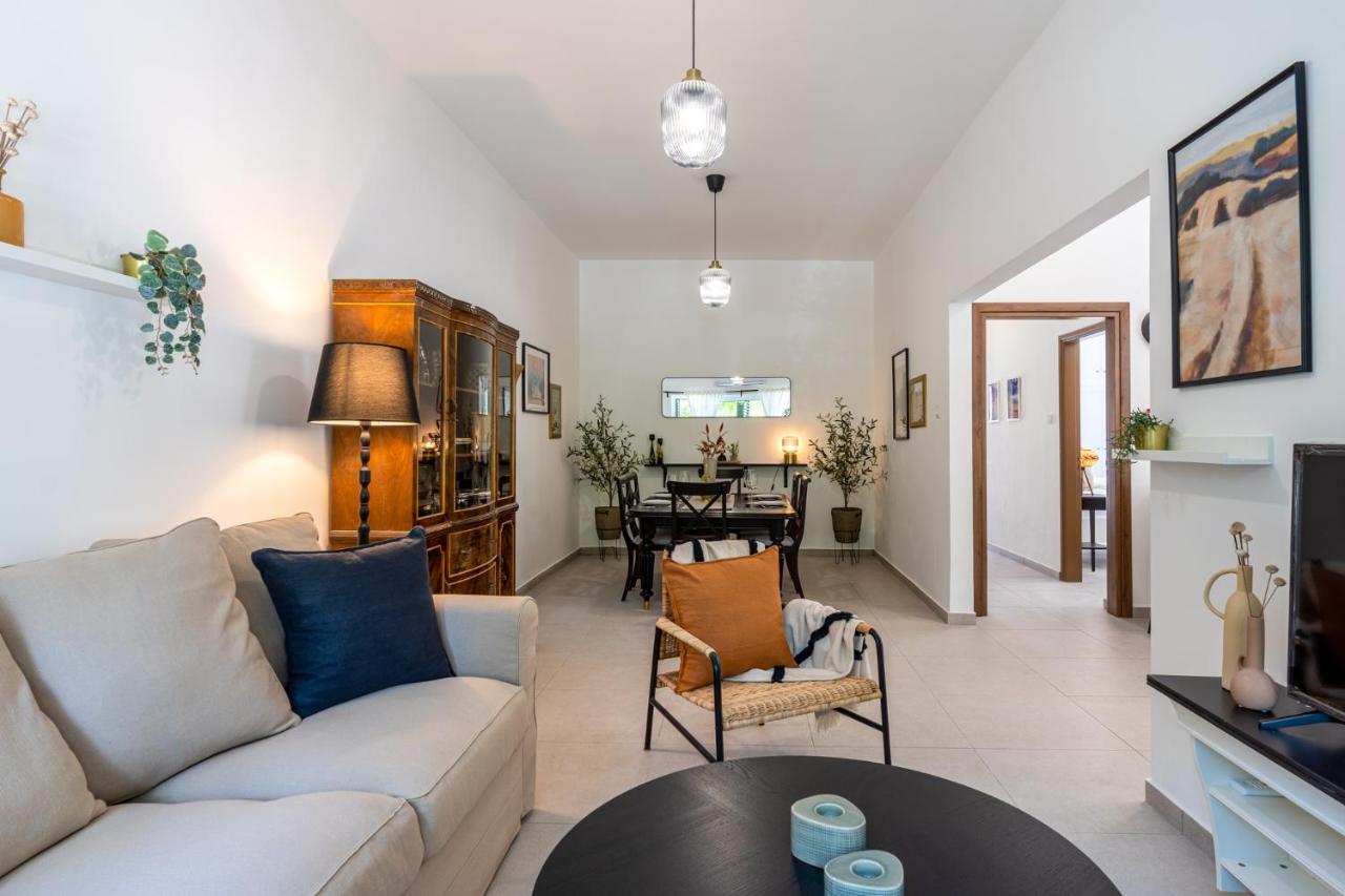 Apartment Arty Haven - Spacious 3-br House In