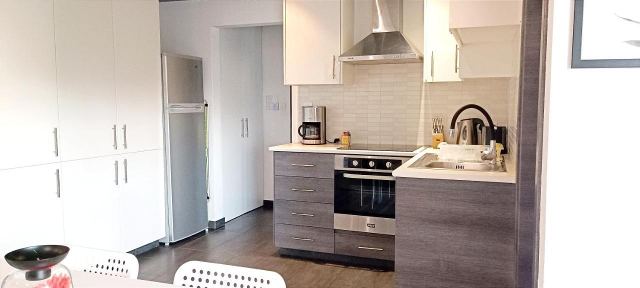 Dezo Luxury Town Apartment