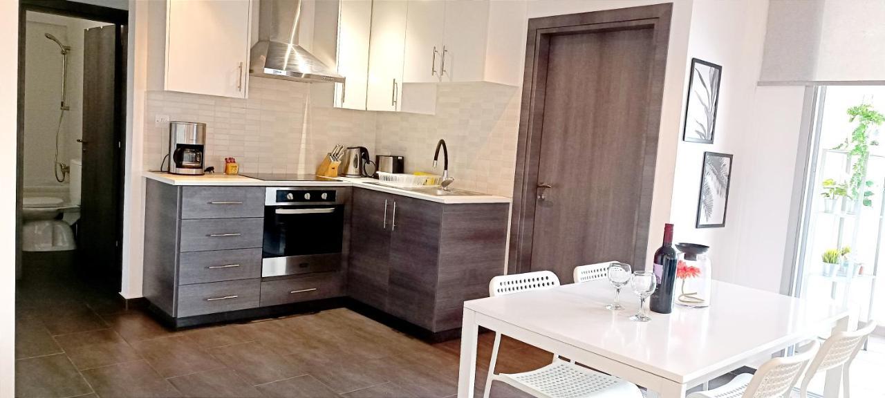 Dezo Luxury Town Larnaca