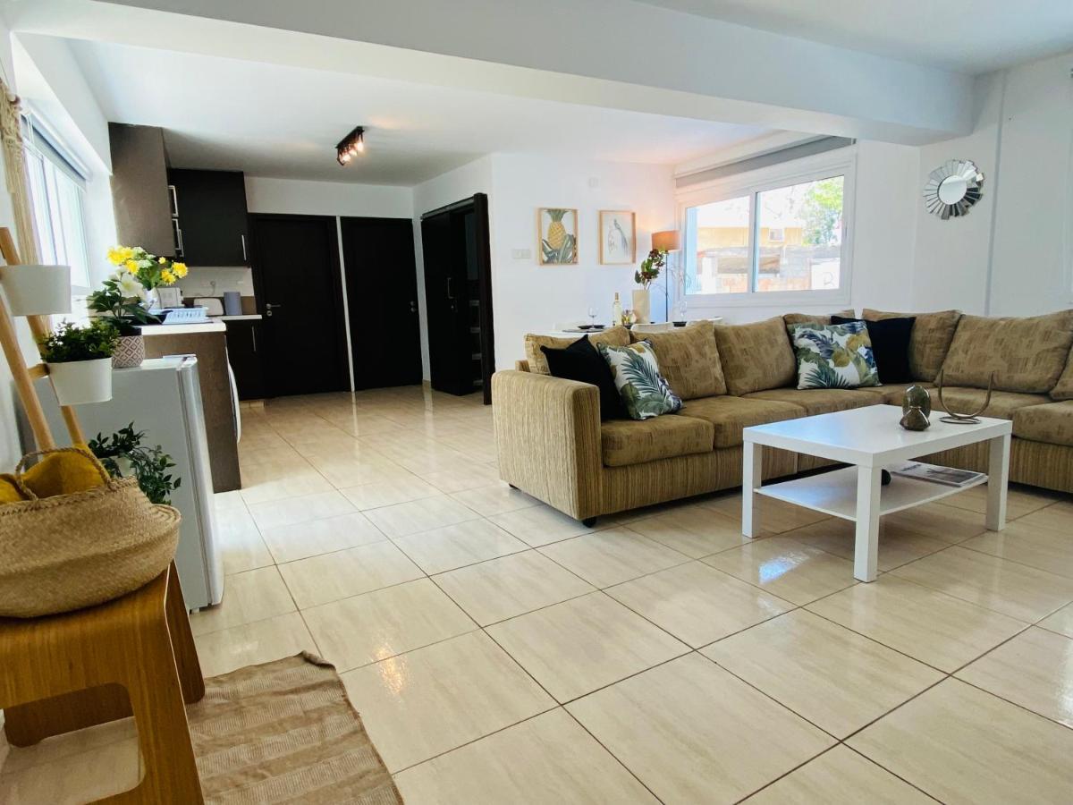 Serena's 2-br In