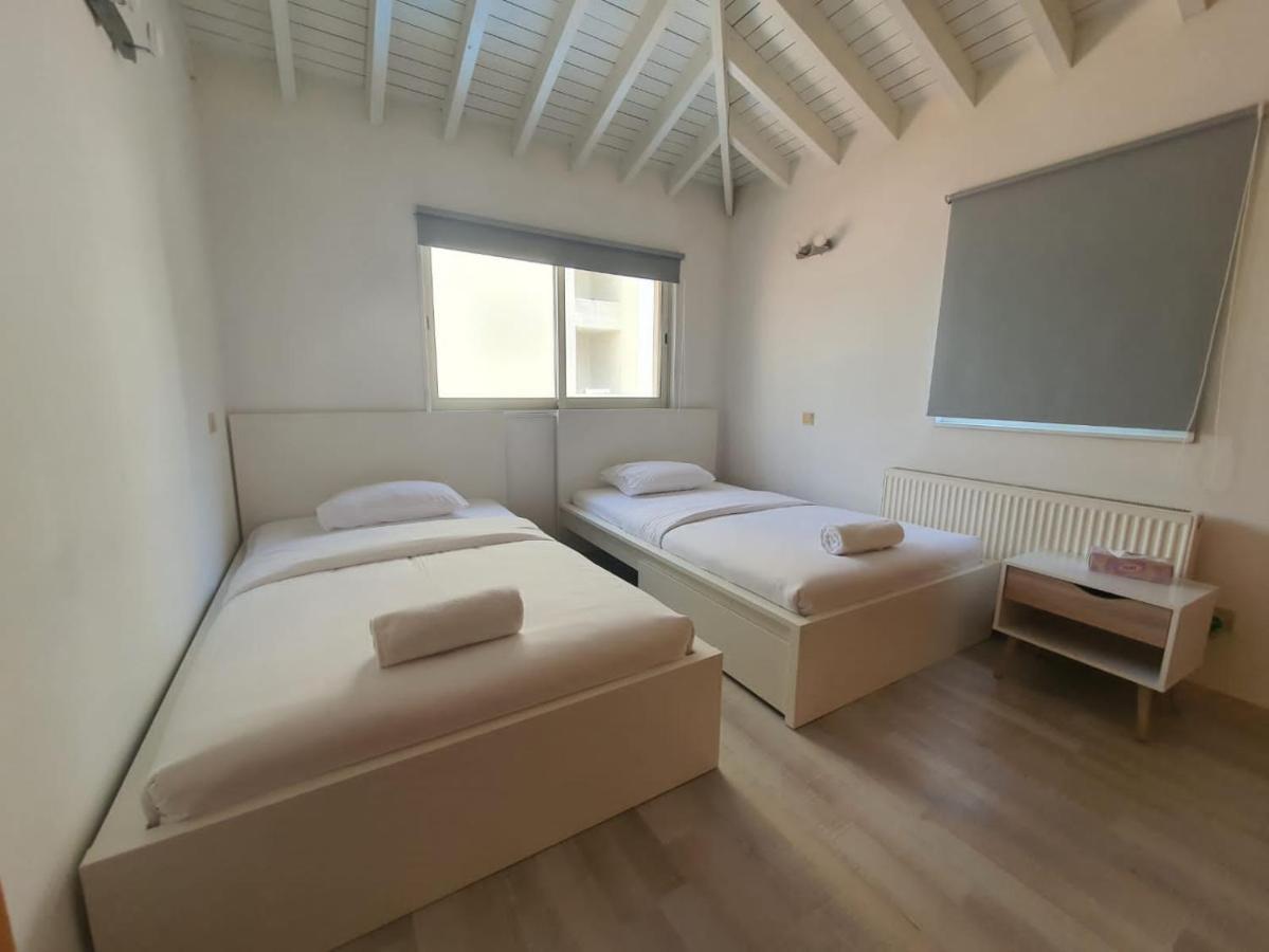Villa Gaia - 4 Bedroom House In Larnaka