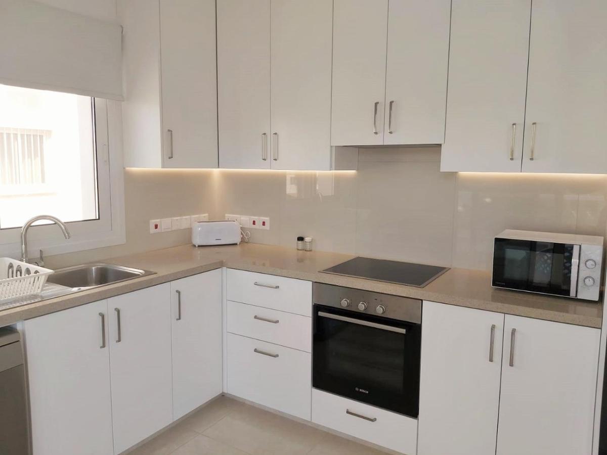 Apartment Dinglis Residences 31 *